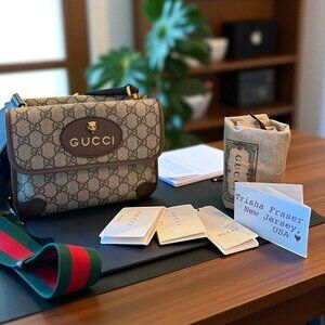 Gucci Neo Vintage Messenger Bag GG Supreme